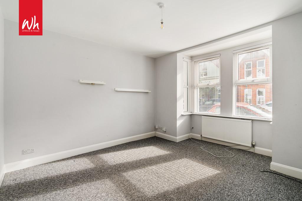 Payne Avenue, Hove 4 bed terraced house £2,450 pcm (£565 pw)