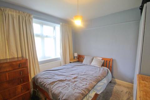 19 Ferrymead Gardens, Greenford, UB6 9NE