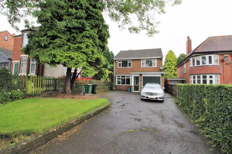 Road, Sedgley DY3 4 bed detached house £329,950