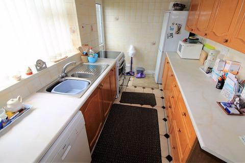 3 bedroom semi-detached house for sale, Tynedale Crescent, Wolverhampton WV4
