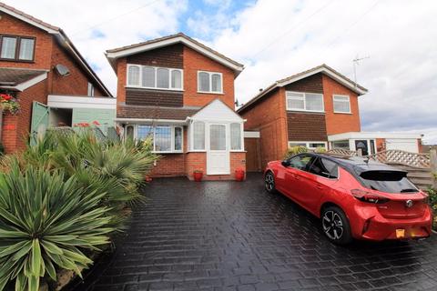 3 bedroom detached house for sale, Himley Gardens, Lower Gornal DY3