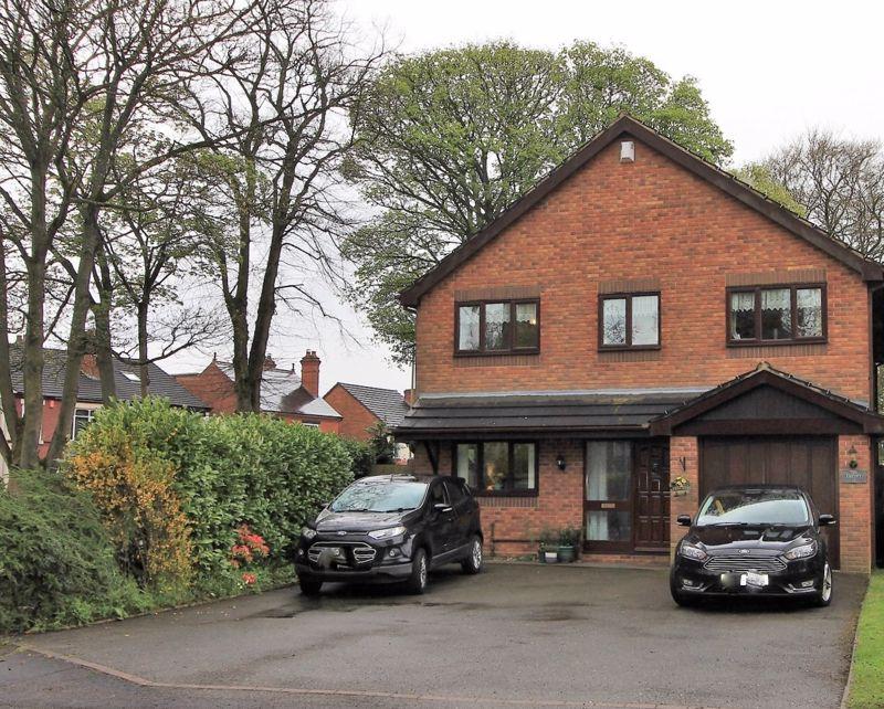 Catholic Lane, Sedgley DY3 4 bed detached house £460,000