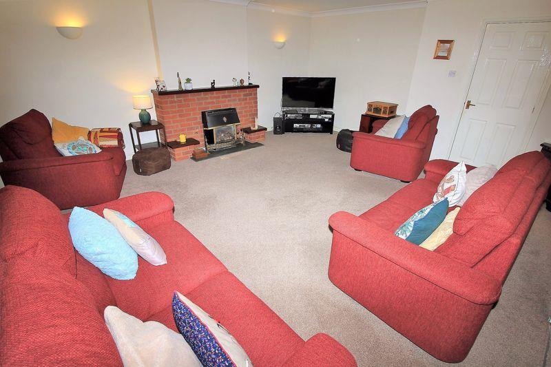 Catholic Lane, Sedgley DY3 4 bed detached house £460,000