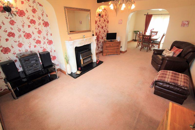 Brookdale, Lower Gornal DY3 3 bed semidetached house for sale £259,950