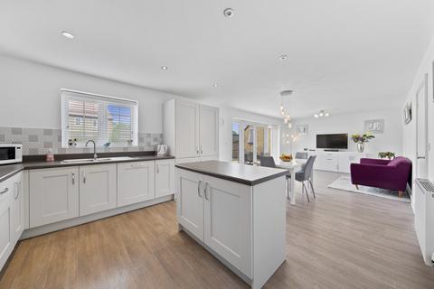 36 Fairey Way, Burton Latimer, Kettering, NN15 5GF