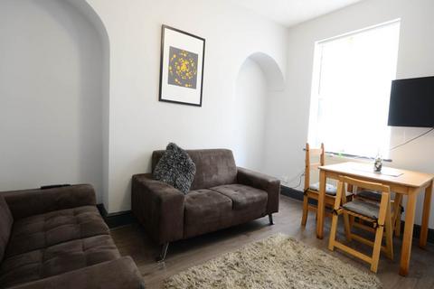 4 bedroom house share to rent - Gainsborough Road, Wavertree, Liverpool
