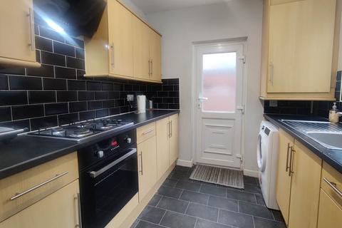4 bedroom house share to rent, Cardigan Street, Wavertree, Liverpool