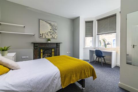 6 bedroom house to rent - Church Avenue, Lenton, Nottingham