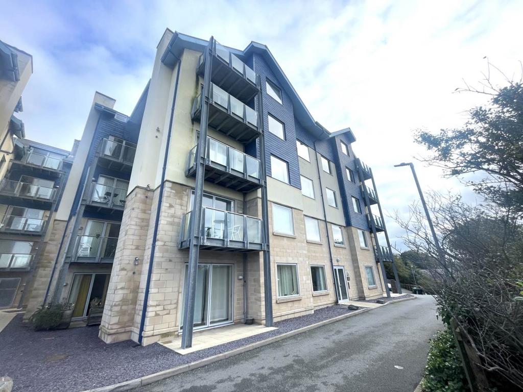 5 Plas Tudor, Parc Y Bryn, Aberystwyth 2 bed flat £950 pcm (£219 pw)