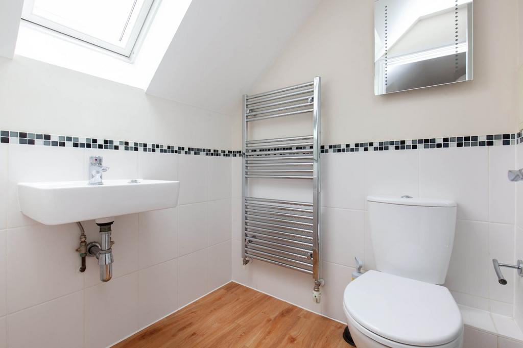 En Suite Shower Room