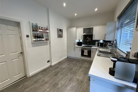 97 Handsworth Crescent, Sheffield, S9 4BQ