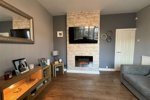 97 Handsworth Crescent, Sheffield, S9 4BQ