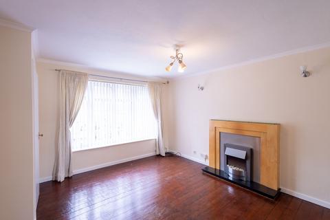 3 bedroom terraced house to rent, Church Street, Heckmondwike