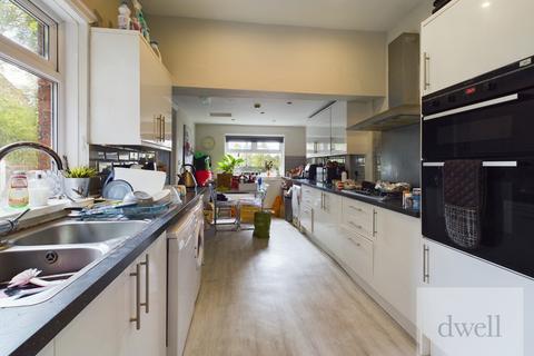 1 bedroom in a house share to rent - St Michaels Lane, Headingley, Leeds, LS6