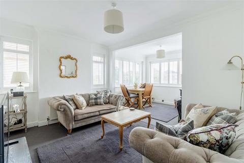 21 Ardingly Drive, Goring By Sea, Worthing, BN12 4TN