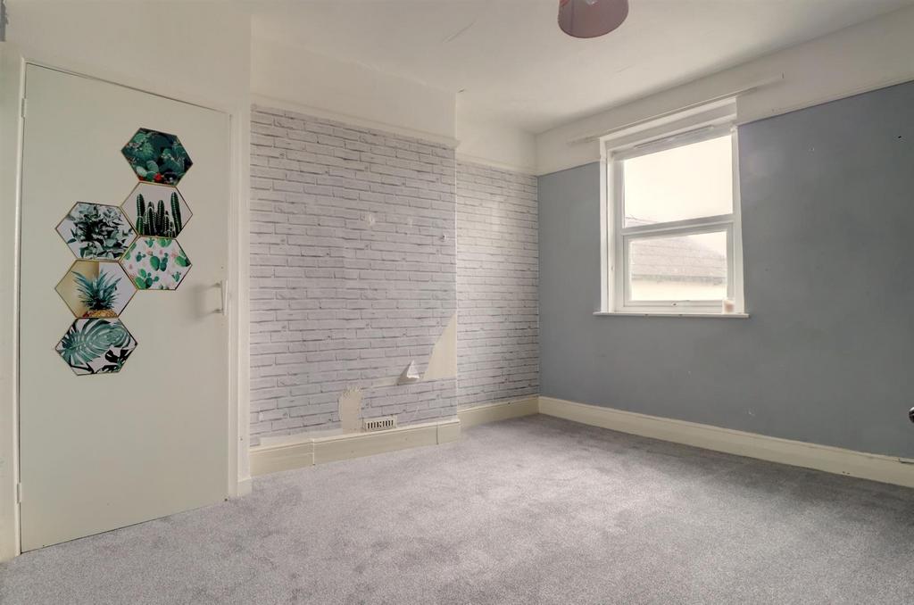 Bedroom 2.1.jpg