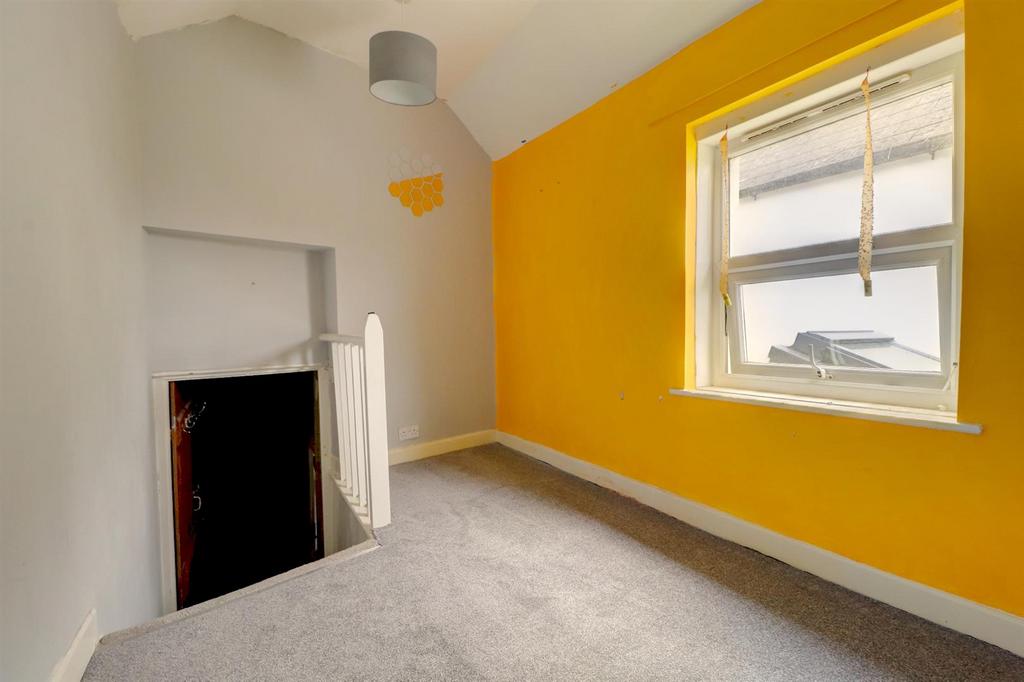 Bedroom 3.jpg