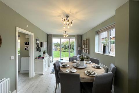 5 bedroom detached house for sale - Long Strakes, Staplehurst