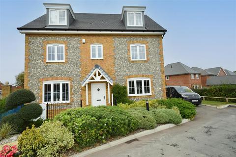 5 bedroom detached house for sale - Long Strakes, Staplehurst