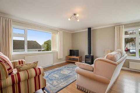 97 Broadpark Road, Torquay, TQ2 6UU