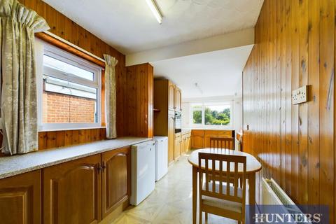 2 bedroom semi-detached bungalow for sale, Fortyfoot Court, Bridlington
