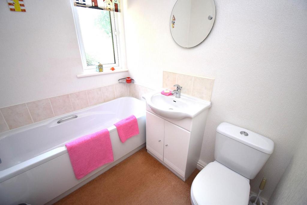 Bathroom.JPG
