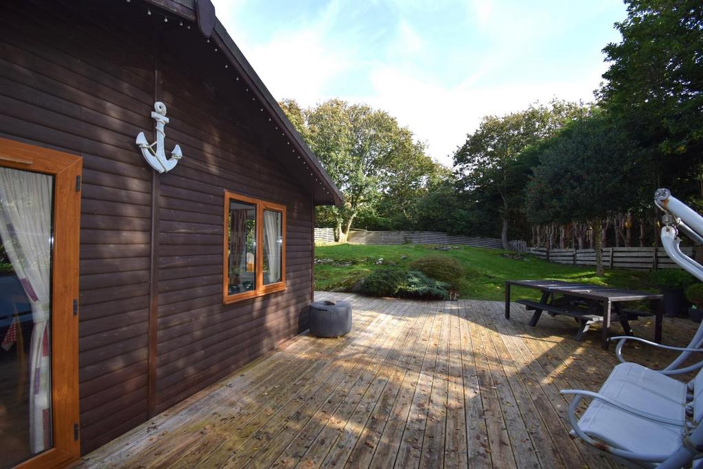 Front decking.JPG