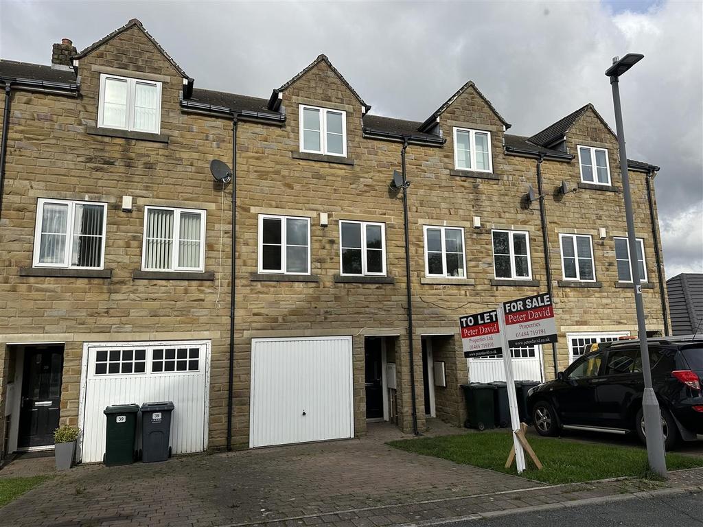 Highgate Mill Fold, Queensbury, Bradford 3 bed townhouse £950 pcm (£