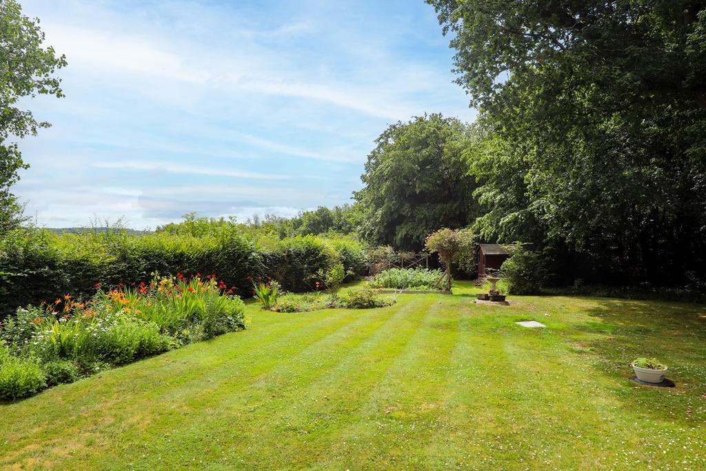 Sheepstreet Lane, ETCHINGHAM, TN19 3 bed semidetached house for sale £550,000