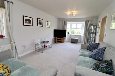 3 Birch Close, Market Weighton, York, YO43 3FQ