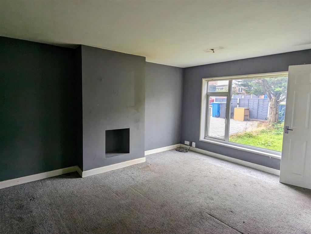Godfrey Drive, Kirk Hallam, Ilkeston 4 bed semidetached house for sale £190,000