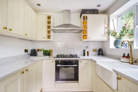 1 Church Fields, West Malling, ME19 6RJ