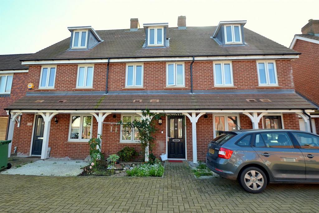 Hawksley Crescent, Hailsham 3 bed terraced house for sale £315,000