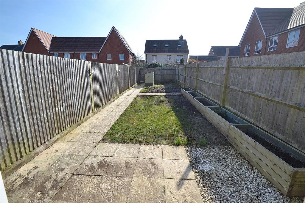 Hawksley Crescent, Hailsham 3 bed terraced house for sale £315,000