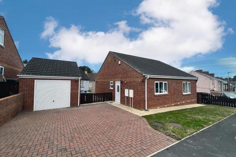 3 bedroom detached bungalow for sale - Mainsforth Rise, Ferryhill, Co Durham