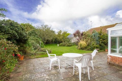 124 North Way, Seaford, BN25 3JW