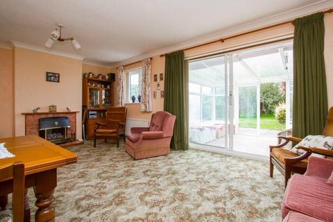 124 North Way, Seaford, BN25 3JW