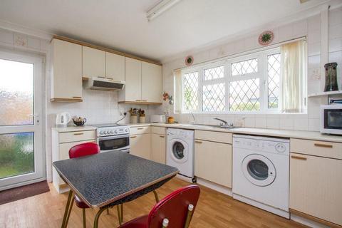 124 North Way, Seaford, BN25 3JW
