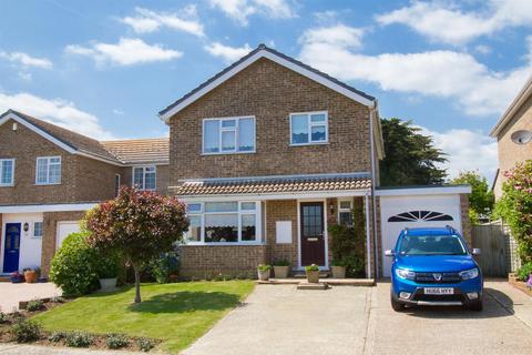 3 bedroom detached house for sale, North Way, Seaford BN25
