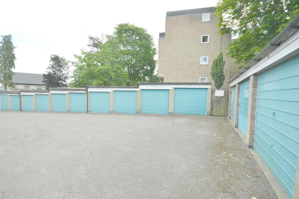 23 Tiffany Court 028.JPG