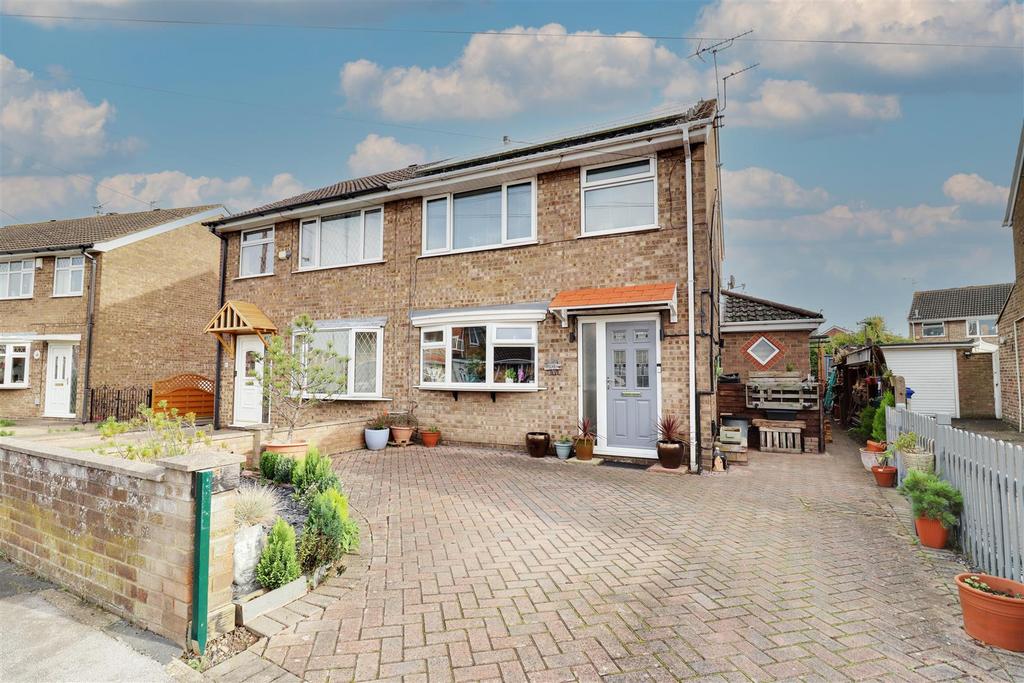 Norland Avenue, Hull 3 bed semidetached house for sale £199,950