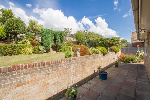59 Princess Drive, Seaford, BN25 2TT