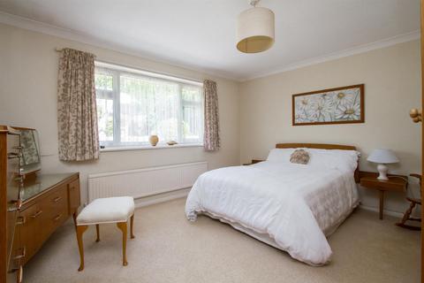 59 Princess Drive, Seaford, BN25 2TT