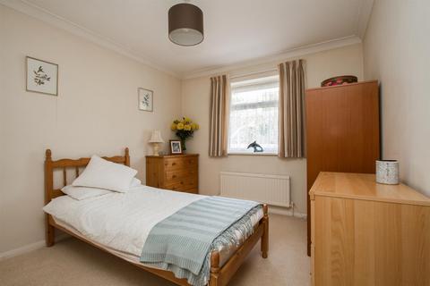 59 Princess Drive, Seaford, BN25 2TT