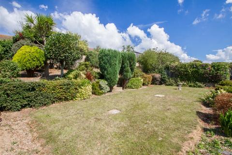 59 Princess Drive, Seaford, BN25 2TT