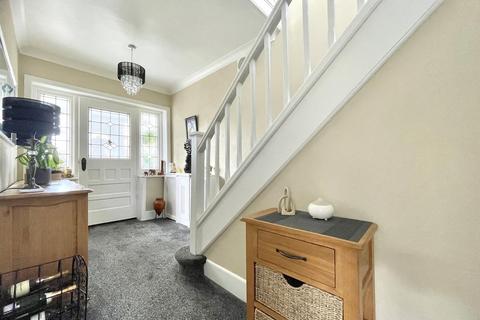 498 Charminster Road, Bournemouth, BH8 9SJ