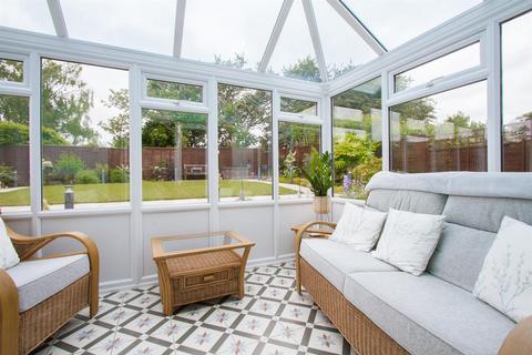39 North Way, Seaford, BN25 3HP