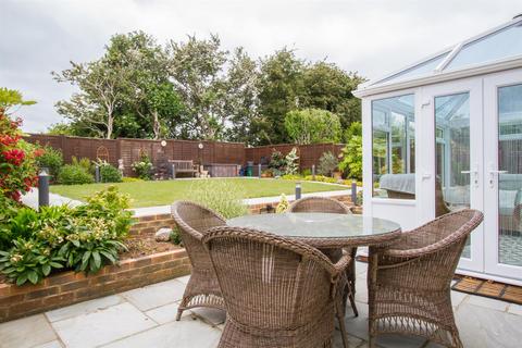 39 North Way, Seaford, BN25 3HP