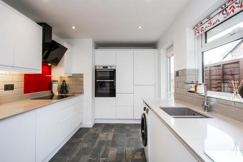 39 North Way, Seaford, BN25 3HP