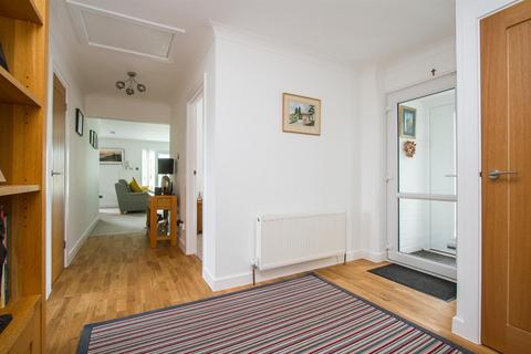 39 North Way, Seaford, BN25 3HP